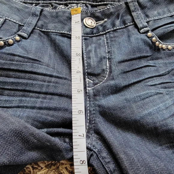 Guess Jean Shorts - Picture 10 of 10